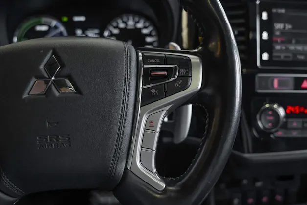 Mitsubishi Outlander 2.4 PHEV Style 4WD Automatic