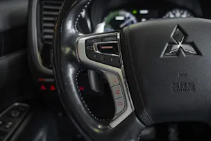 Mitsubishi Outlander 2.4 PHEV Style 4WD Automatic