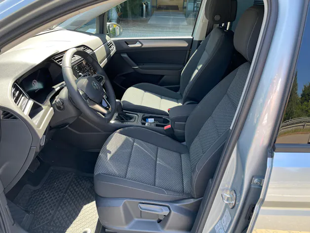 VW Touran 1.5 TSI EVO Comfortline DSG - 7 Sitzer, AHK