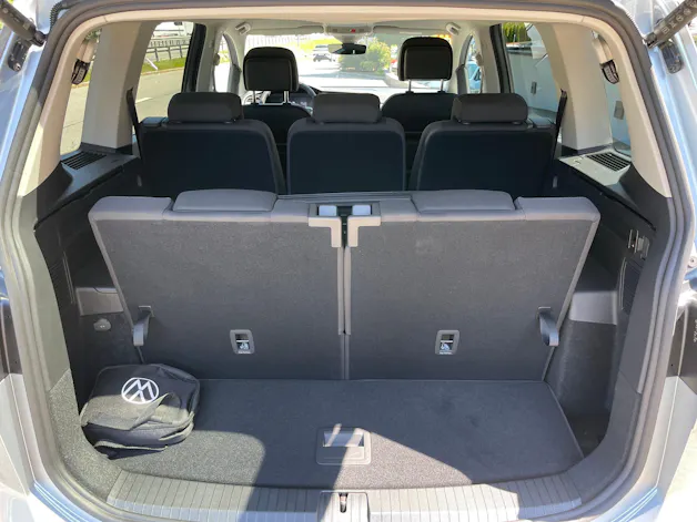 VW Touran 1.5 TSI EVO Comfortline DSG - 7 Sitzer, AHK
