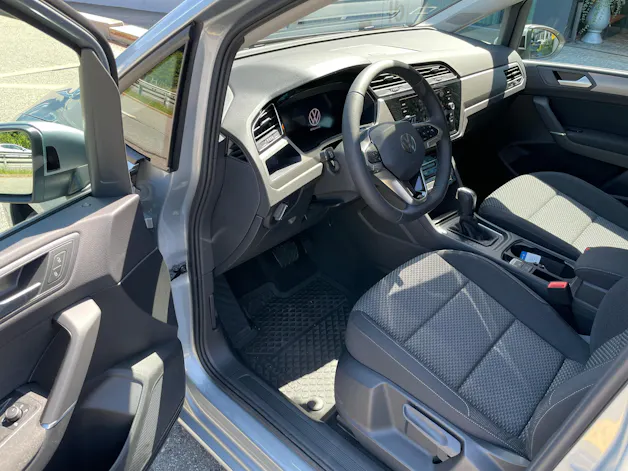 VW Touran 1.5 TSI EVO Comfortline DSG - 7 Sitzer, AHK