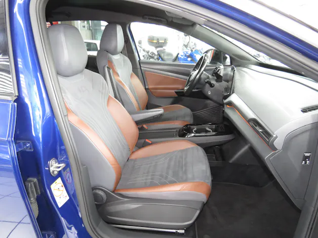 VW ID.4 Pro Performance 77 kWh 1ST "Automat" (RW 487 km)