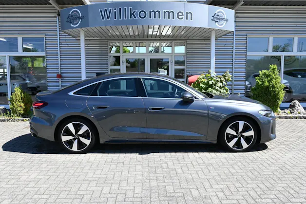 AUDI A5 Limousine 40 TFSI S-Line S tronic 204PS + Werksgarantie 03.2027