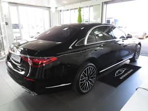 MERCEDES-BENZ S 500 Lang 4-Matic 9G-Tronic (Automat)