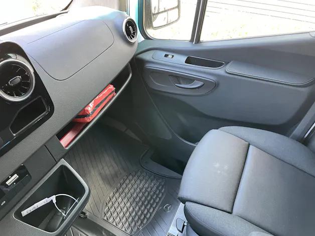 MERCEDES-BENZ Sprinter 317 CDI Lang 9G-TRONIC