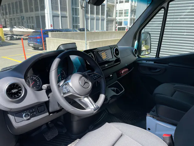 MERCEDES-BENZ Sprinter 317 CDI Lang 9G-TRONIC