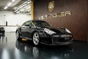 PORSCHE 911 Turbo