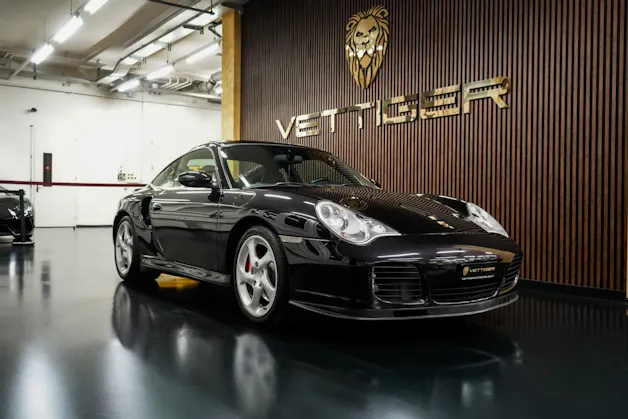 PORSCHE 911 Turbo