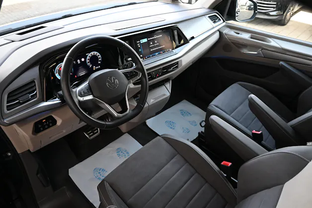 VW Multivan 2.0 TDI Style Edition DSG Lang 7-Plätzer + Standheizung+ AHK 2000kg