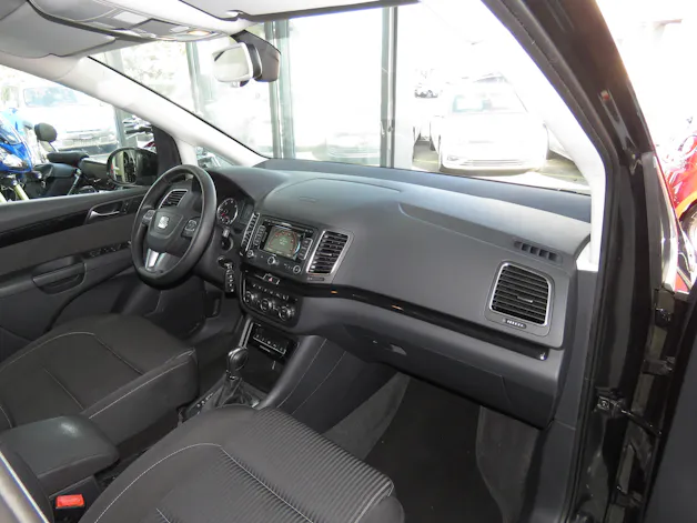 SEAT Alhambra 2.0 TDI Style Viva DSG (7-Plätzer, AHK 2.2 t, Automat)
