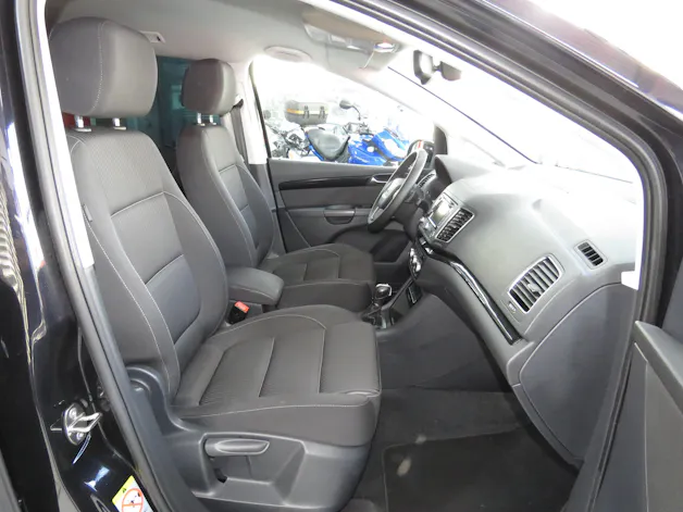 SEAT Alhambra 2.0 TDI Style Viva DSG (7-Plätzer, AHK 2.2 t, Automat)