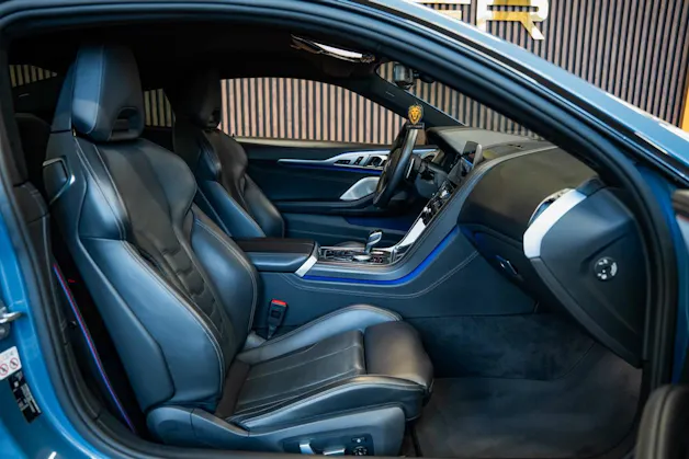 BMW M850i xDrive First Edition Steptronic