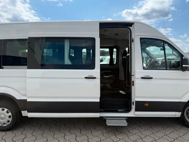 VW Crafter Bus 17-Sitzer