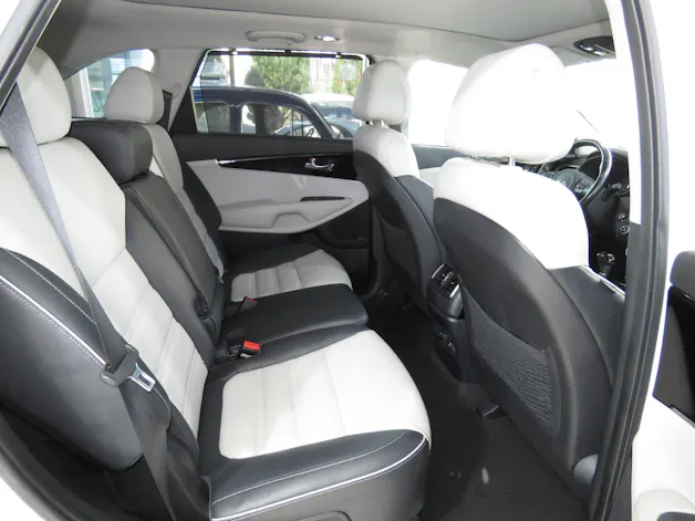Kia Sorento 2.2 CRDI Style Automat 4WD (ab Platz, Fixpreis)