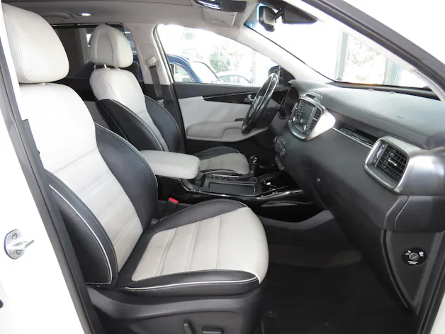 Kia Sorento 2.2 CRDI Style Automat 4WD (ab Platz, Fixpreis)