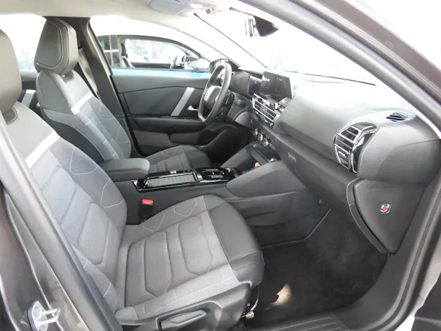 CITROEN C4 X 1.2 Pure Tech Swiss Edition EAT8 (Automat)