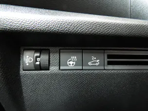 CITROEN C4 X 1.2 Pure Tech Swiss Edition EAT8 (Automat)