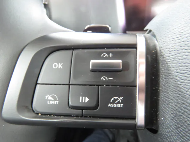 CITROEN C4 X 1.2 Pure Tech Swiss Edition EAT8 (Automat)