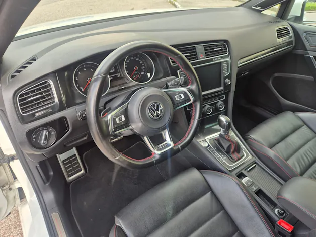 VW Golf 2.0 TSI GTI Performance DSG