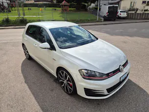 VW Golf 2.0 TSI GTI Performance DSG