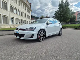 VW Golf 2.0 TSI GTI Performance DSG