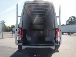 IVECO 70 C 18H A8