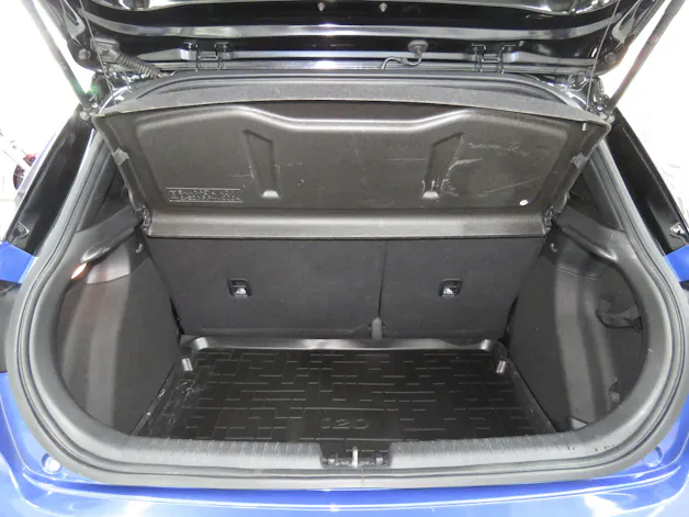 HYUNDAI i20 1.0 T-GDi Amplia DCT Automat