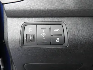 HYUNDAI i20 1.0 T-GDi Amplia DCT Automat