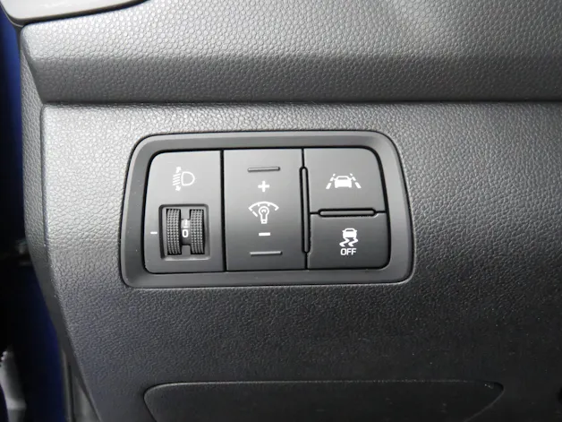 HYUNDAI i20 1.0 T-GDi Amplia DCT Automat