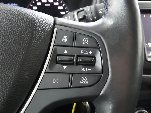 HYUNDAI i20 1.0 T-GDi Amplia DCT Automat