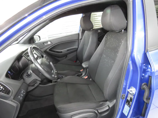 HYUNDAI i20 1.0 T-GDi Amplia DCT Automat