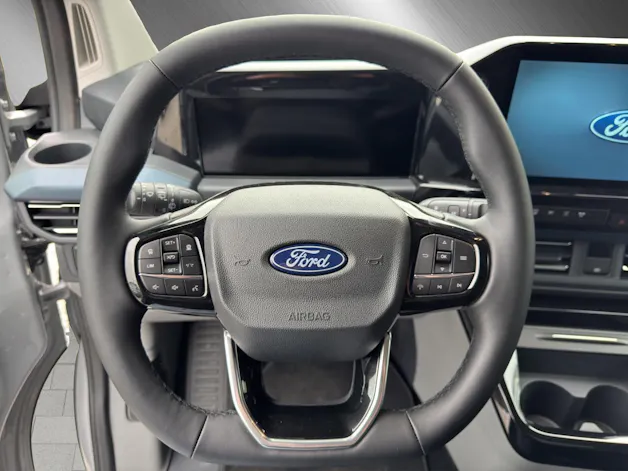 FORD Tourneo Custom 320 L1 2.0 EcoBlue AWD Active