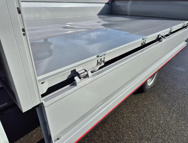 IVECO 35 C 14H D Drei-Seiten-Kipper mit AHK