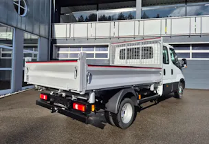 IVECO 35 C 14H D Drei-Seiten-Kipper mit AHK