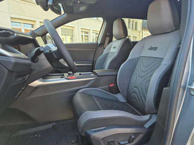 JEEP Compass 1.2 T e-Hybrid First Edition