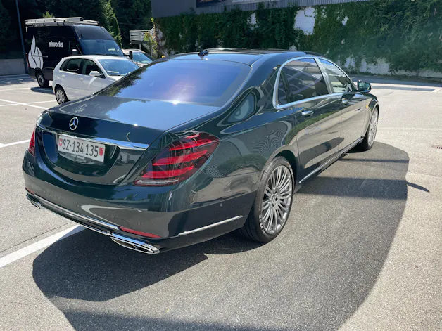 MERCEDES-BENZ S 560 Maybach 4Matic 9G-Tronic