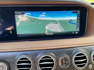 MERCEDES-BENZ S 560 Maybach 4Matic 9G-Tronic