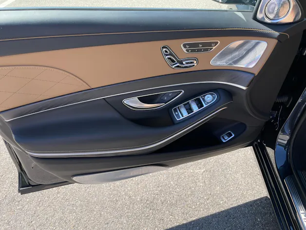 MERCEDES-BENZ S 560 Maybach 4Matic 9G-Tronic