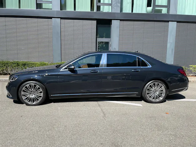 MERCEDES-BENZ S 560 Maybach 4Matic 9G-Tronic