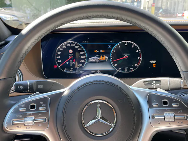 MERCEDES-BENZ S 560 Maybach 4Matic 9G-Tronic