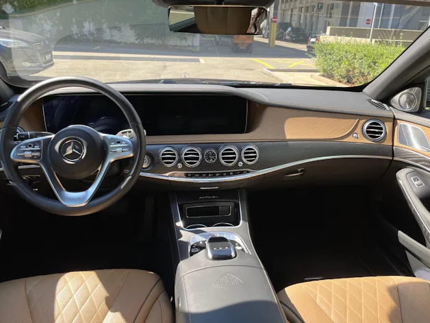 MERCEDES-BENZ S 560 Maybach 4Matic 9G-Tronic