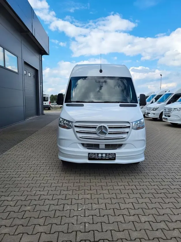 MERCEDES-BENZ Sprinter 517 CDI Extralang 9G-TRONIC 24 Sitzer