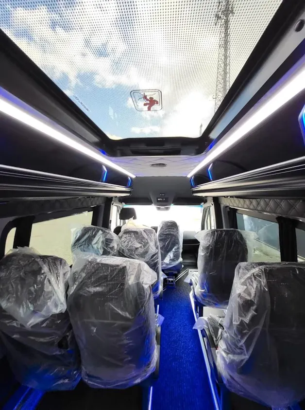 MERCEDES-BENZ Sprinter 517 CDI Extralang 9G-TRONIC 24 Sitzer