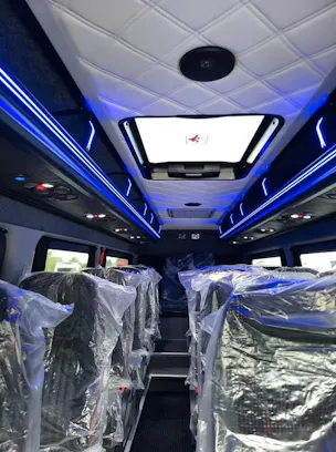 MERCEDES-BENZ Sprinter 517 CDI Extralang 9G-TRONIC 24 Sitzer
