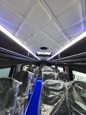MERCEDES-BENZ Sprinter 517 CDI Extralang 9G-TRONIC 24 Sitzer