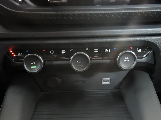 CITROEN C5 X 1.6i PHEV Shine e-EAT8 (Automat)
