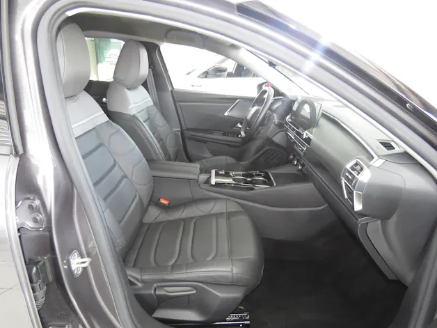 CITROEN C5 X 1.6i PHEV Shine e-EAT8 (Automat)