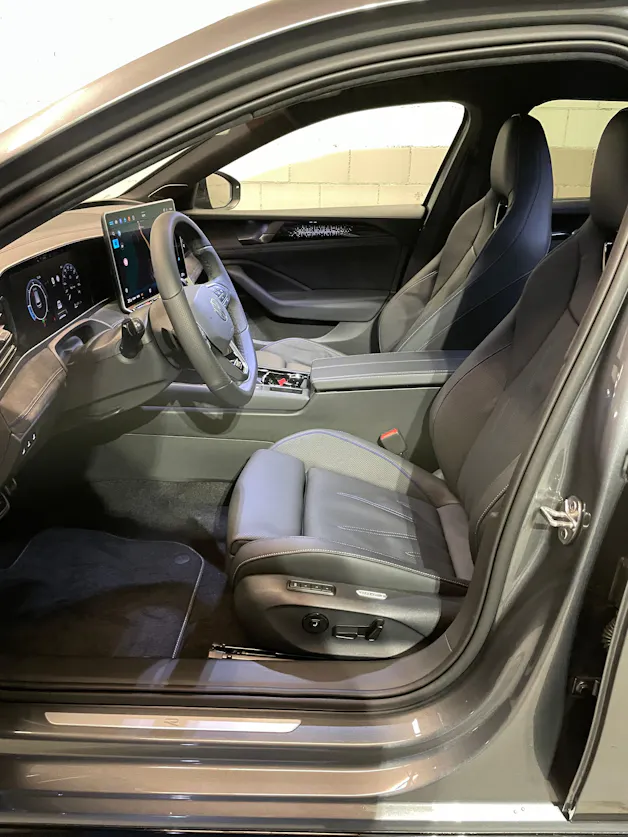 VW Passat Variant 2.0 TDI evo R-Line 4 Motion DSG