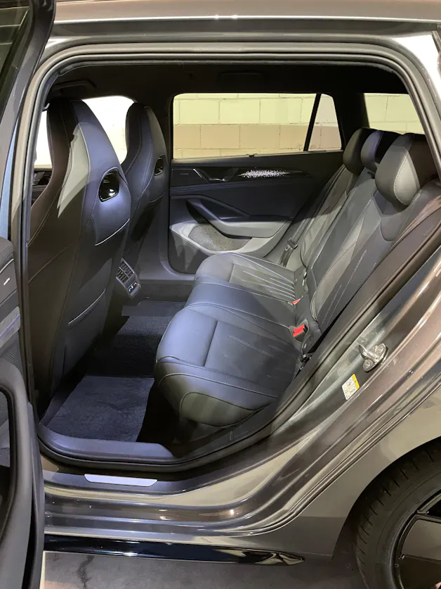 VW Passat Variant 2.0 TDI evo R-Line 4 Motion DSG