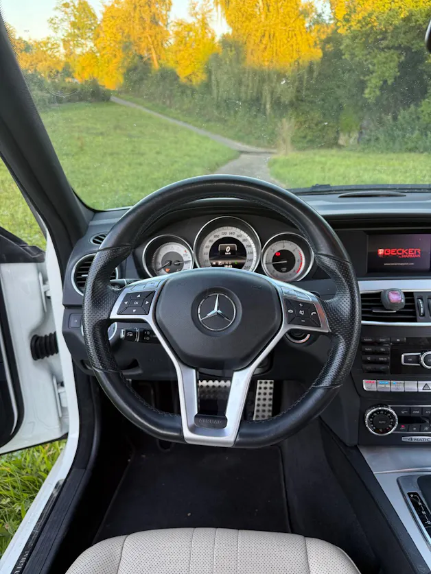MERCEDES-BENZ C 250 CDI AMG Avantgarde 4Matic 7G-Tronic